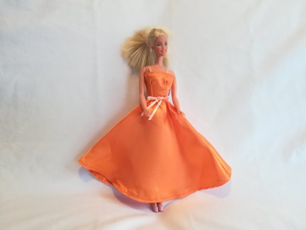 Barbie galajurk oranje 3